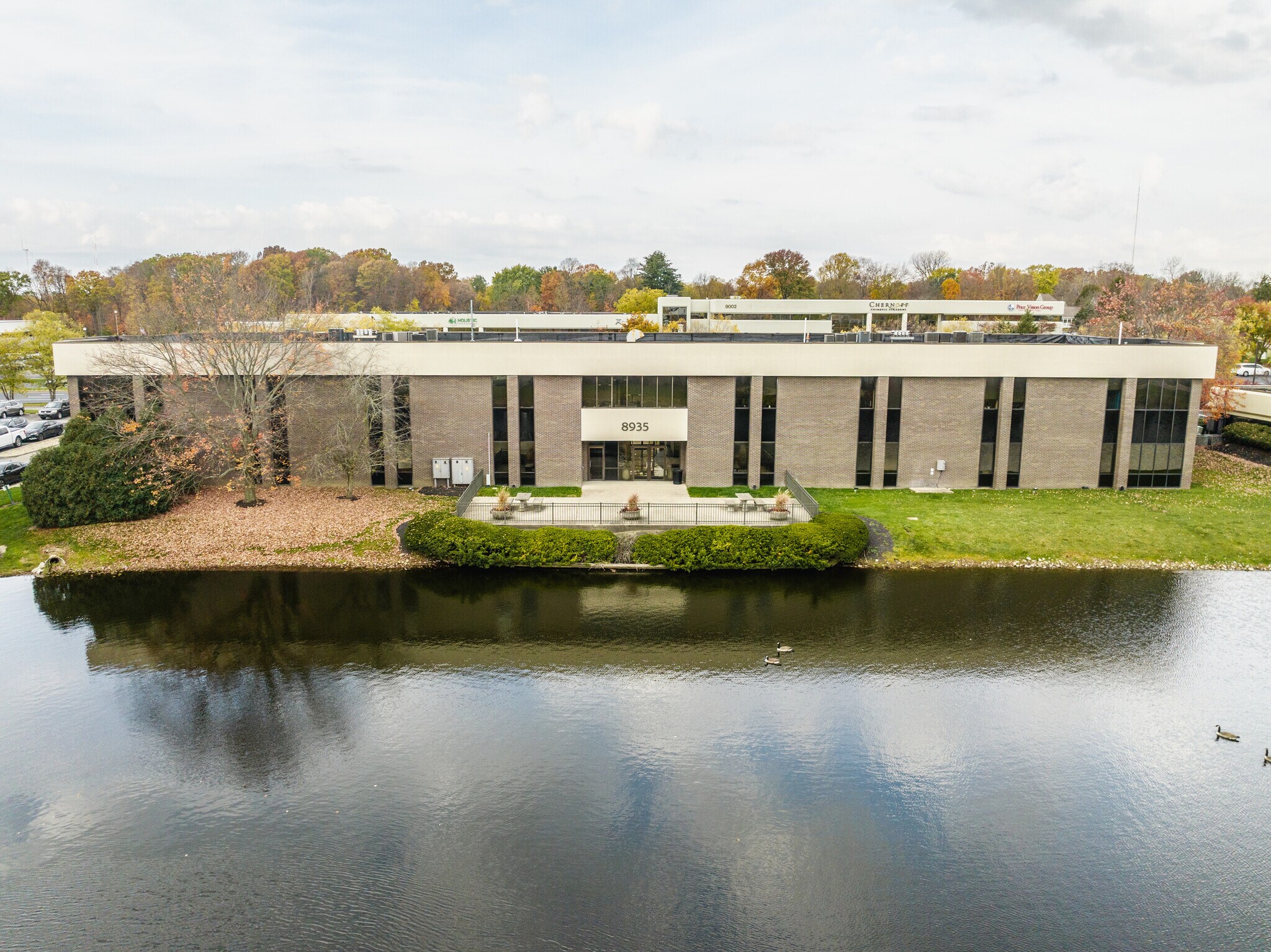 8935 N Meridian St, Indianapolis, IN à vendre Photo principale– Image 1 sur 11