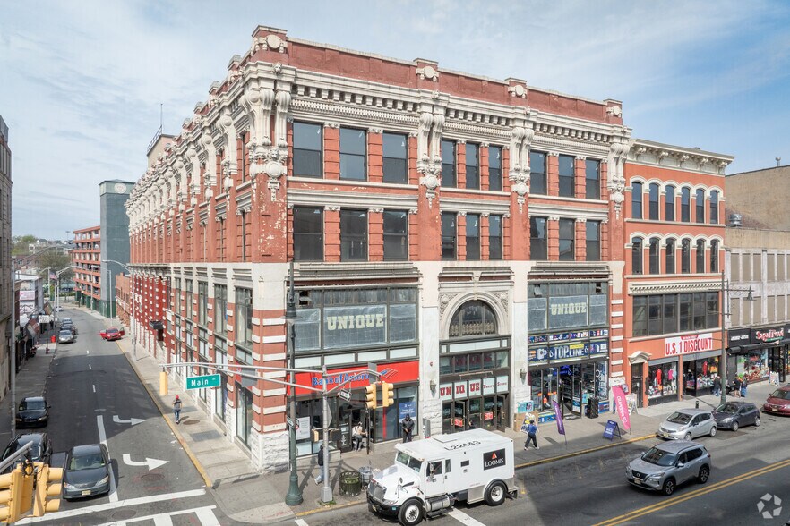 186 Main St, Paterson, NJ à louer - Photo de l’immeuble – Image 1 sur 5