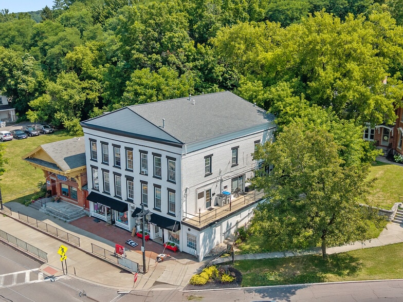 100-104 Brooklea Dr, Fayetteville, NY à vendre - Photo de l’immeuble – Image 2 sur 5