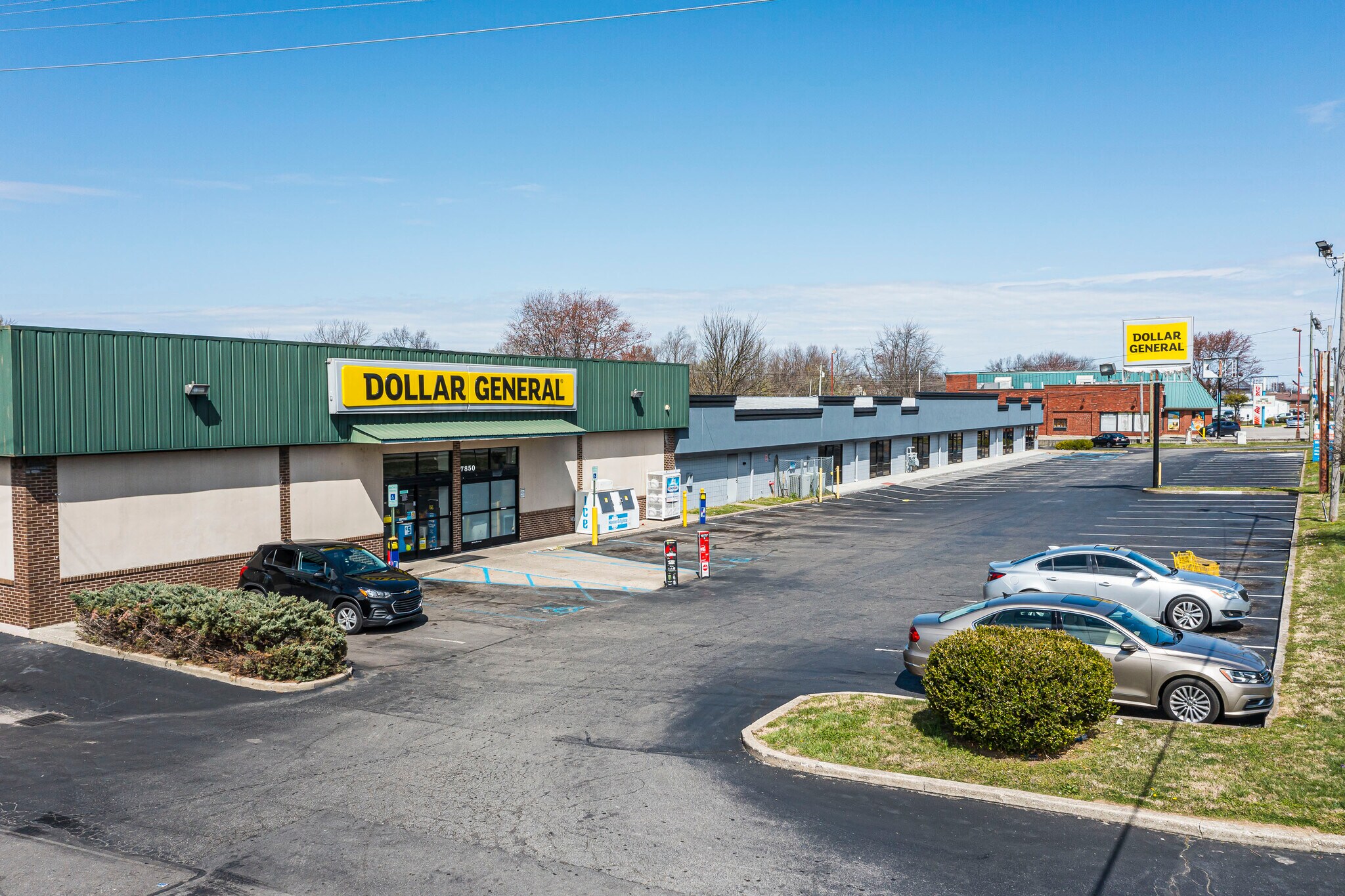7846 Dixie Hwy, Louisville, KY à vendre Photo de l’immeuble– Image 1 sur 8