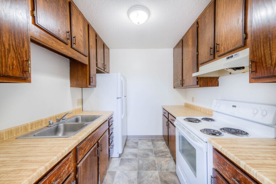 20 NE Schmitz St, Adams, MN à vendre - Photo de l’immeuble – Image 3 sur 10