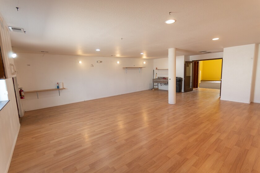 217 12th St SW, Loveland, CO à vendre - Photo de l’immeuble – Image 2 sur 21