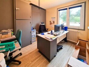 Bureau dans Saint-Brieuc à vendre Photo intérieure– Image 2 sur 6