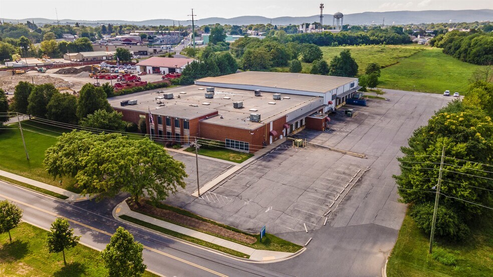 605 E Church St, Frederick, MD à louer - Photo de l’immeuble – Image 2 sur 10