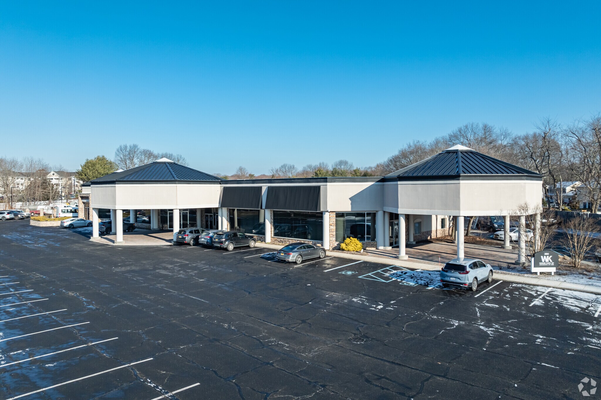 1201 Route 112, Port Jefferson Station, NY à louer Photo de l’immeuble– Image 1 sur 13