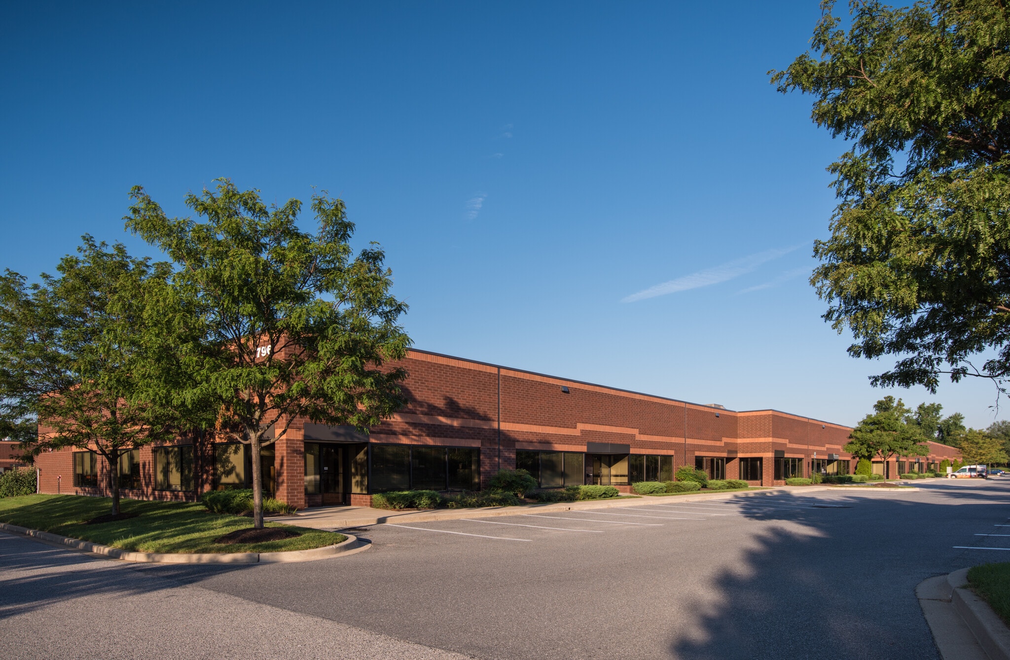 910 Cromwell Park Dr, Glen Burnie, MD à louer Photo intérieure– Image 1 sur 2