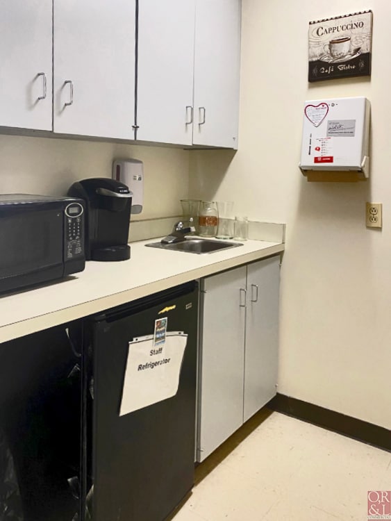 15 Palomba Dr, Enfield, CT 06082 - Lot 4 -  - Photo intérieure - Image 1 of 12