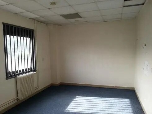 Local d’activités dans Aulnay-sous-Bois à louer - Photo intérieure – Image 3 sur 11