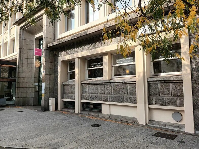 Bureau dans Le Havre à louer - Photo de l’immeuble – Image 1 sur 5