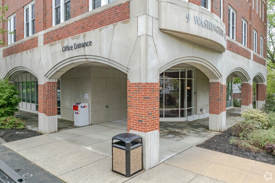 9 Washington Ave, Hamden, CT à louer - Photo de l’immeuble – Image 3 sur 6