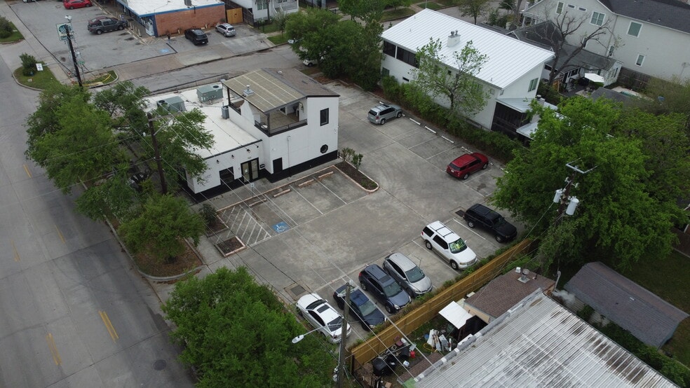 801 Studewood St, Houston, TX à louer - Photo de l’immeuble – Image 2 sur 10