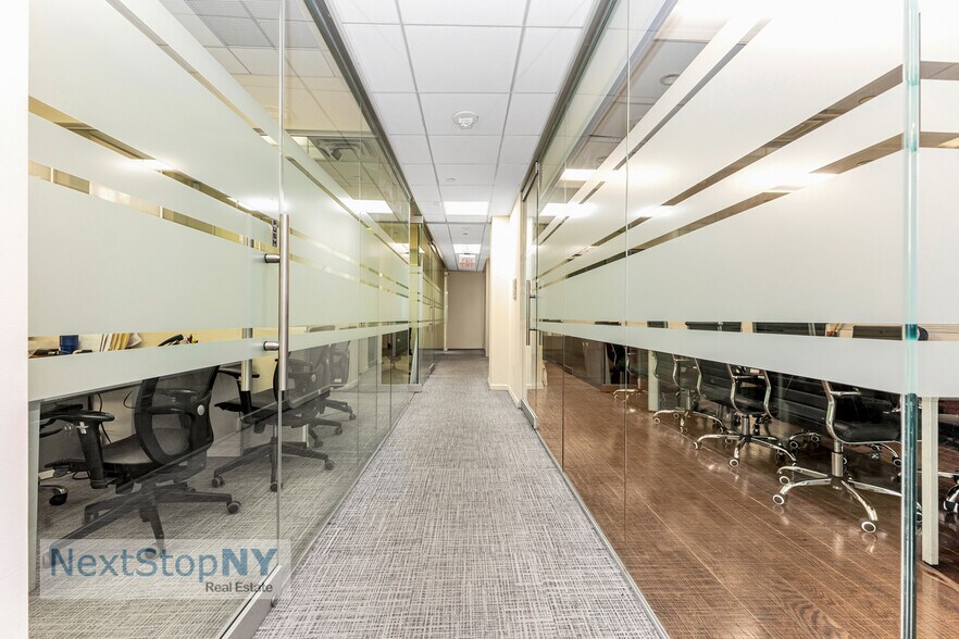 70 W 36th St, New York, NY à vendre - Photo intérieure – Image 2 sur 17