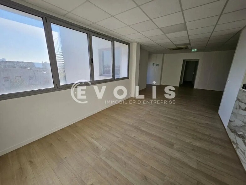 Bureau dans Cachan à louer - Photo intérieure – Image 3 sur 20