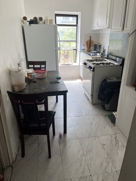 2204 Fulton St, Brooklyn, NY à vendre - Photo intérieure – Image 3 sur 5