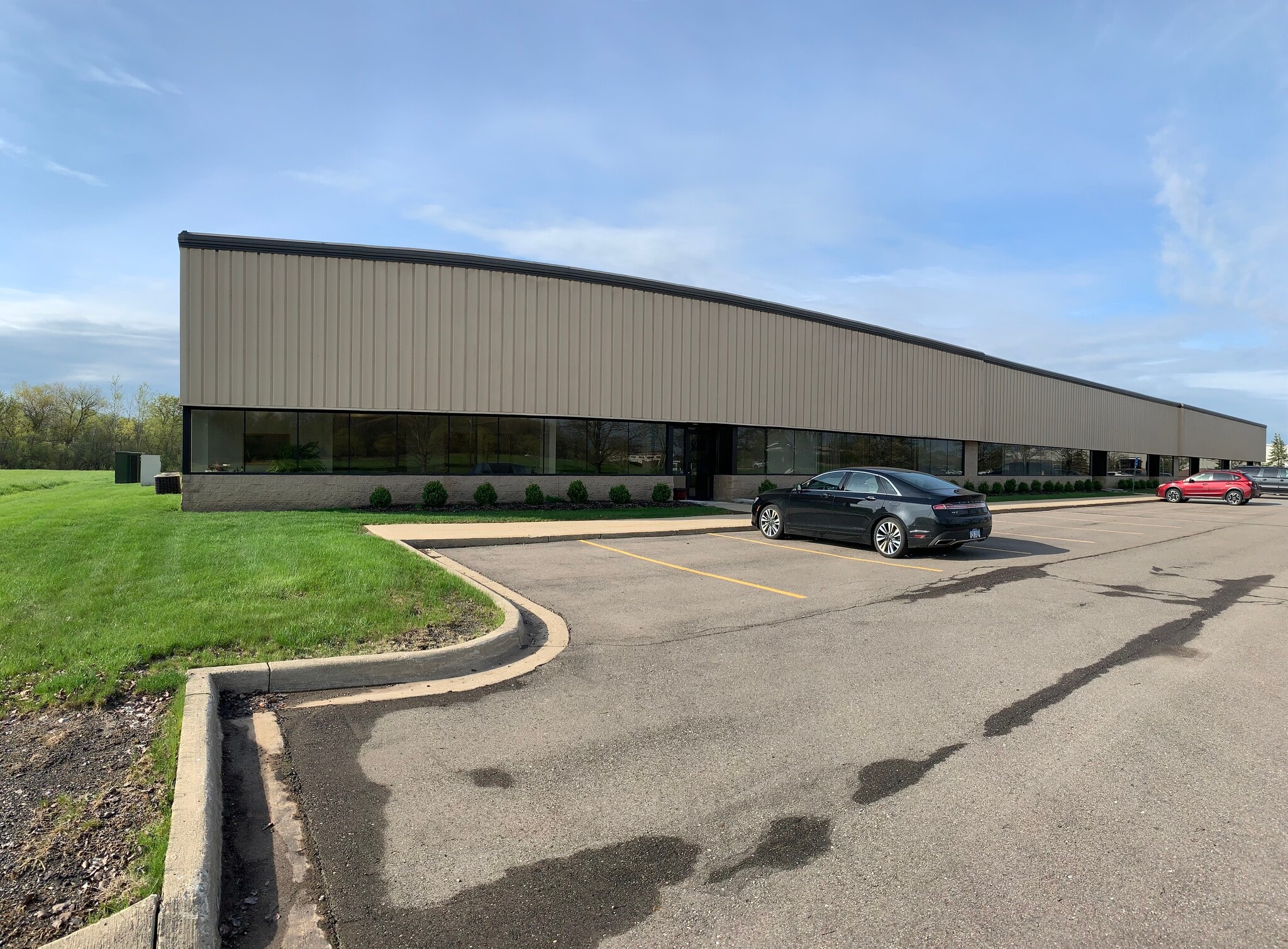 1300 Tefft Ct, Saline, MI à louer Photo intérieure– Image 1 sur 2