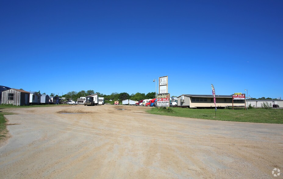 5720 Rendon Bloodworth Rd, Fort Worth, TX à vendre - Photo principale – Image 2 sur 69