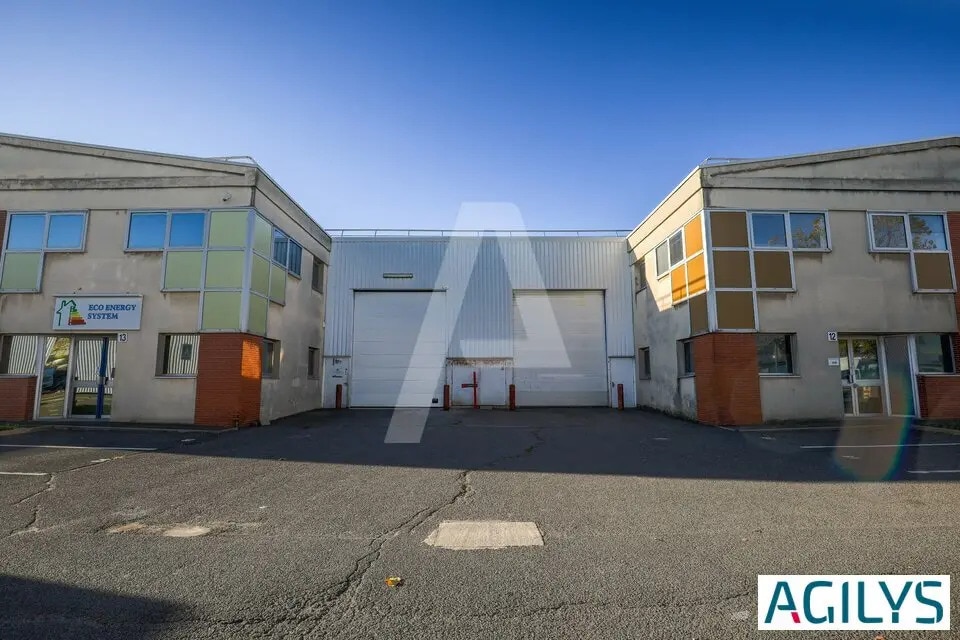 Local d’activités dans Chilly-Mazarin à louer Photo de l’immeuble– Image 1 sur 8