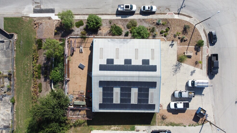 6631 Topper Run, San Antonio, TX à louer - Photo de l’immeuble – Image 2 sur 12