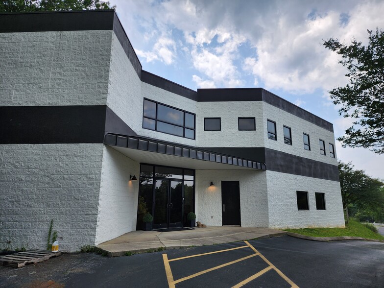 501 Howell Rd, Greenville, SC à louer - Photo de l’immeuble – Image 1 sur 82