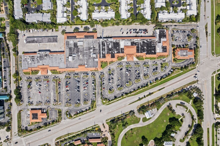 4050 S US Highway 1, Jupiter, FL à louer - Photo de l’immeuble – Image 3 sur 16