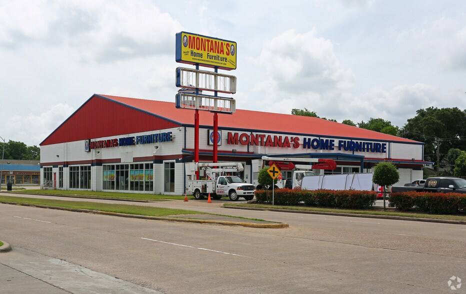 10101 Hammerly Blvd, Houston, TX à vendre - Photo principale – Image 1 sur 15