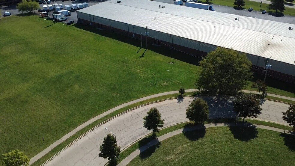 Kaper Dr, Cary, IL à vendre - Vidéo sur l’annonce professionnelle – Image 2 sur 12