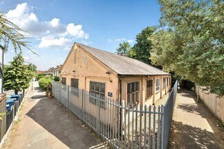 Plus de détails pour 23 Ravenshurst Ave, Londres - Bureau à vendre