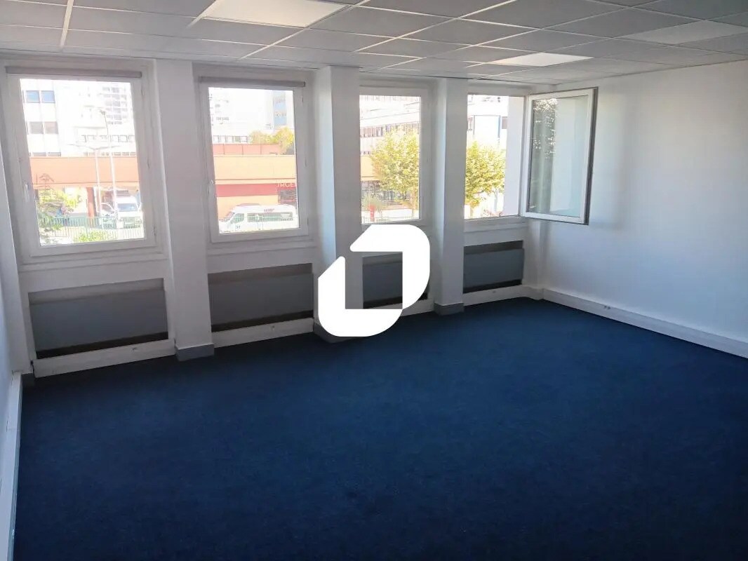 Bureau dans Créteil à louer Photo de l’immeuble– Image 1 sur 8