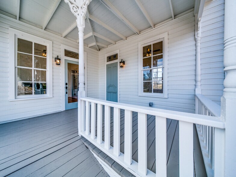 824 5a-2 High St, Comfort, TX à vendre - Photo de l’immeuble – Image 3 sur 26