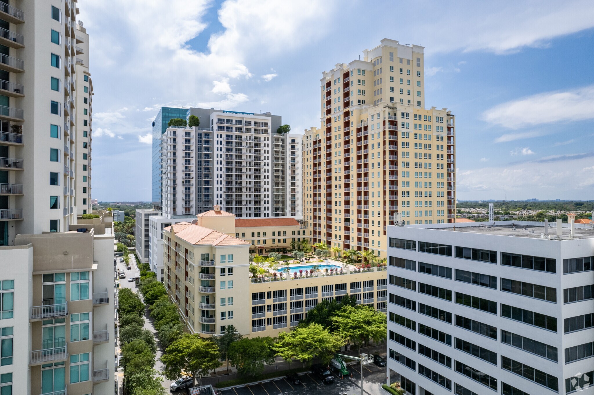 9059 SW 73rd Ct, Miami, FL à louer Photo principale– Image 1 sur 30