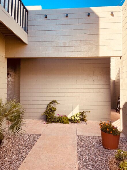 222 E Fry Blvd, Sierra Vista, AZ à vendre - Photo de l’immeuble – Image 3 sur 5