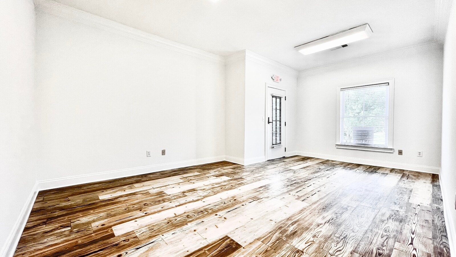 4080 McGinnis Ferry Rd, Alpharetta, GA 30005 - Lot 304 - - Photo intérieure - Image 1 of 17