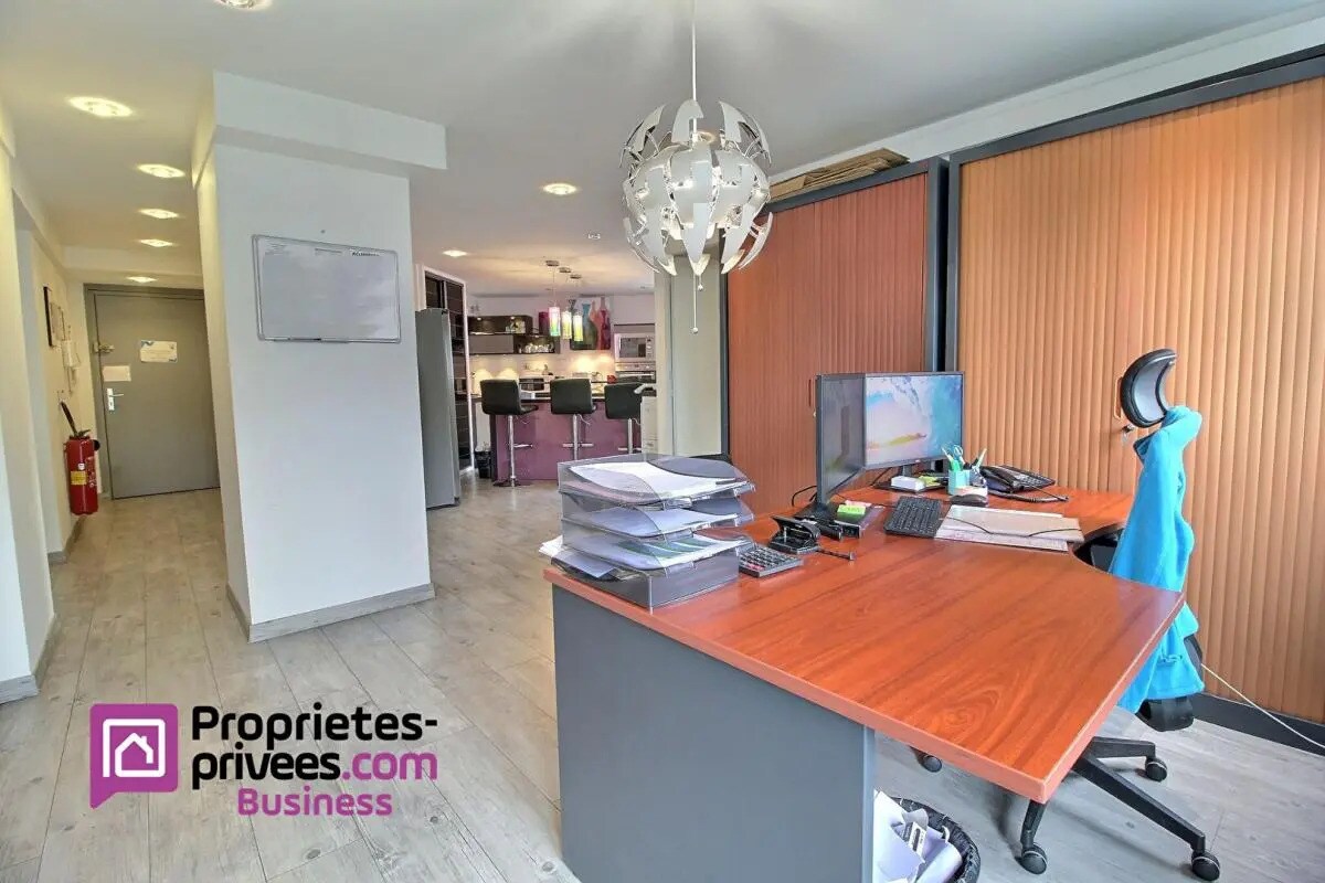 Bureau dans Annecy à vendre Photo de l’immeuble– Image 1 sur 9