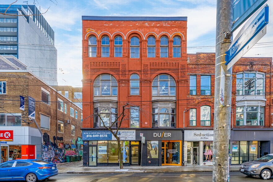 489-491 Queen St W, Toronto, ON à louer - Photo de l’immeuble – Image 3 sur 4
