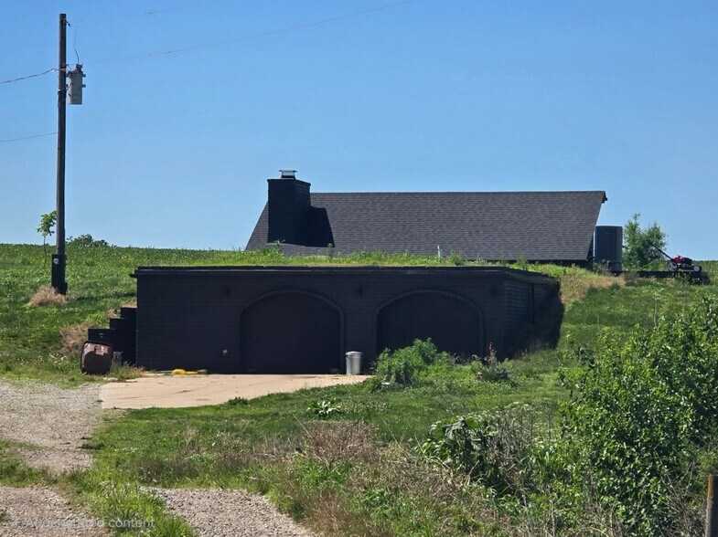 5201 W Roca Rd, Martell, NE à vendre - Photo de l’immeuble – Image 3 sur 6