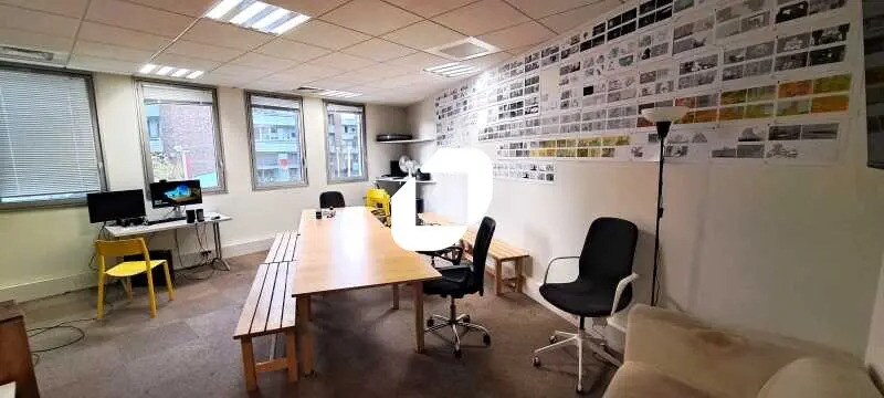 259-261 Rue De Paris, Montreuil à louer Photo intérieure– Image 1 sur 2