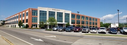 400-444 Clinchfield St, Kingsport, TN à louer Photo de l’immeuble– Image 1 sur 17