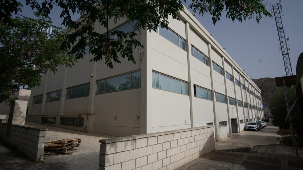 Industriel/Logistique dans Elda, Alicante à vendre - Photo de l’immeuble – Image 1 sur 2