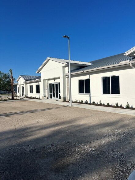 11118 Corridor Pl, Bradenton, FL à vendre - Photo de l’immeuble – Image 2 sur 2