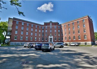 Plus de détails pour 2200 Av Pratte, Saint-Hyacinthe, QC - Bureau/Médical à louer