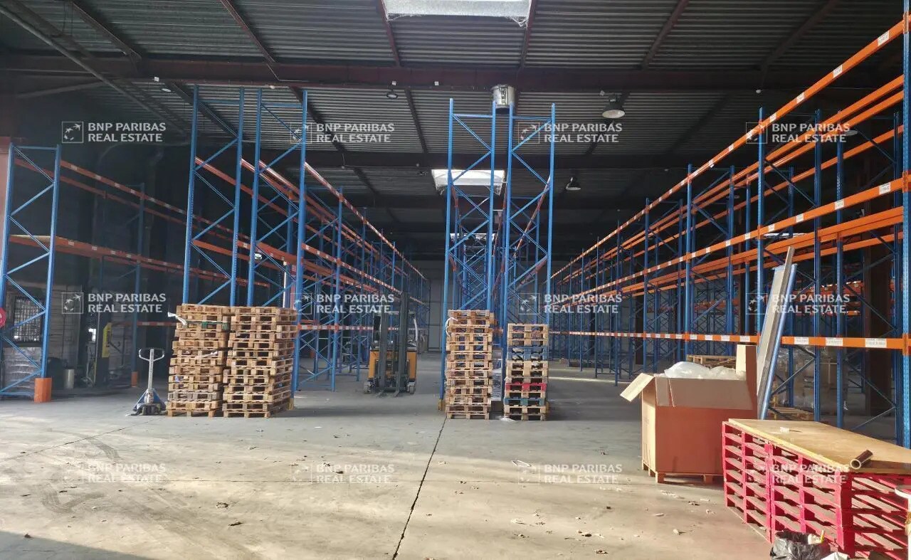 Bureau dans Émerainville à louer Photo de l’immeuble– Image 1 sur 11