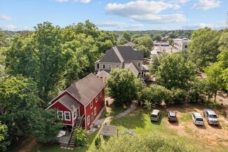Plus de détails pour 310 N Mound St, Nacogdoches, TX - Local d’activités à vendre