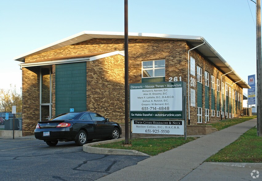 261 Ruth St N, Saint Paul, MN à louer - Photo principale – Image 1 sur 3