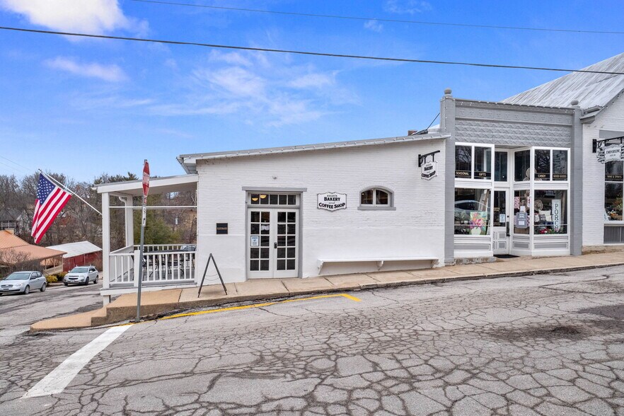5595 Walnut St, Augusta, MO à vendre - Photo de l’immeuble – Image 2 sur 33