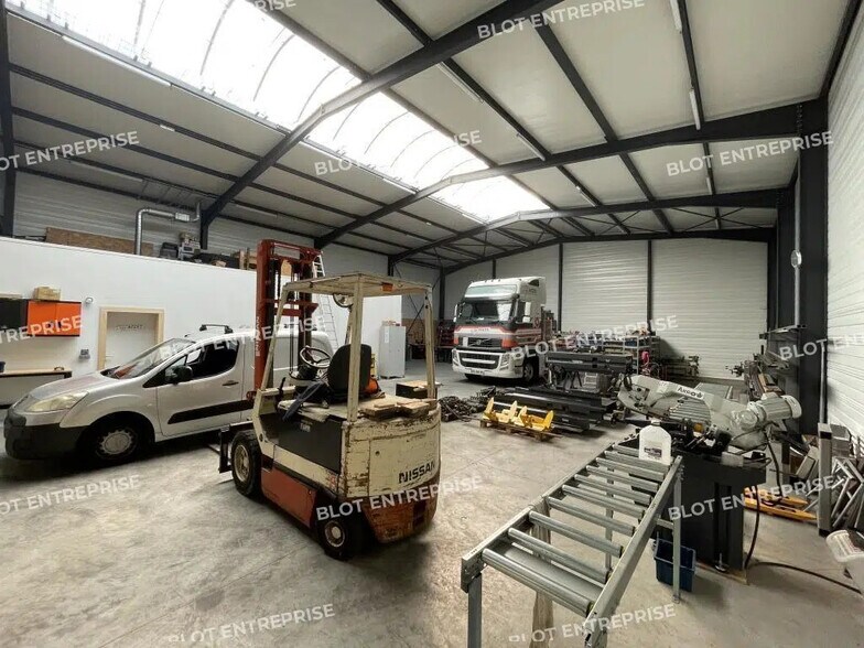 Bureau dans Saint-Aignan-Grandlieu à louer - Photo intérieure – Image 2 sur 9