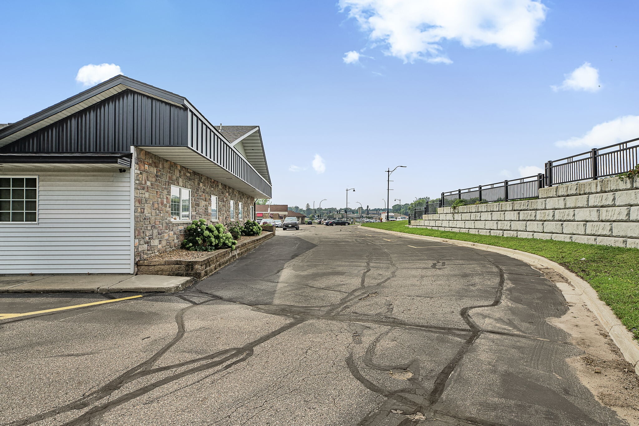 1428 2nd St N, Sauk Rapids, MN à louer Photo intérieure– Image 1 sur 13