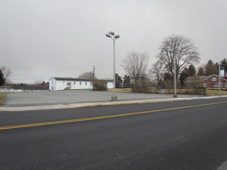 504 E Main St, Kutztown, PA à vendre - Photo de l’immeuble – Image 2 sur 8