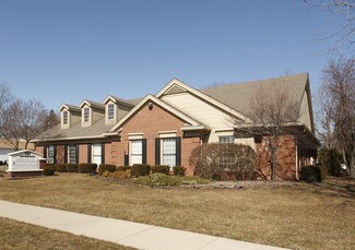 Plus de détails pour 707 E Maple Rd, Troy, MI - Bureau à louer