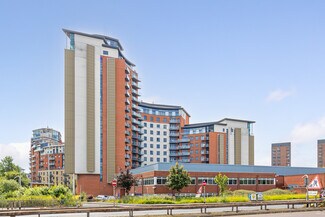 Plus de détails pour Gotts Rd, Leeds - Local commercial à louer