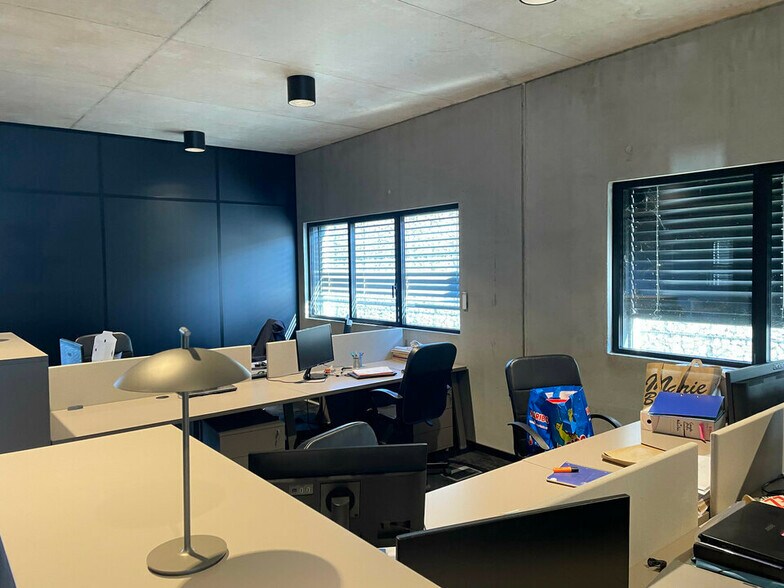 Bureau dans Rillieux-la-Pape à louer - Photo intérieure – Image 2 sur 7